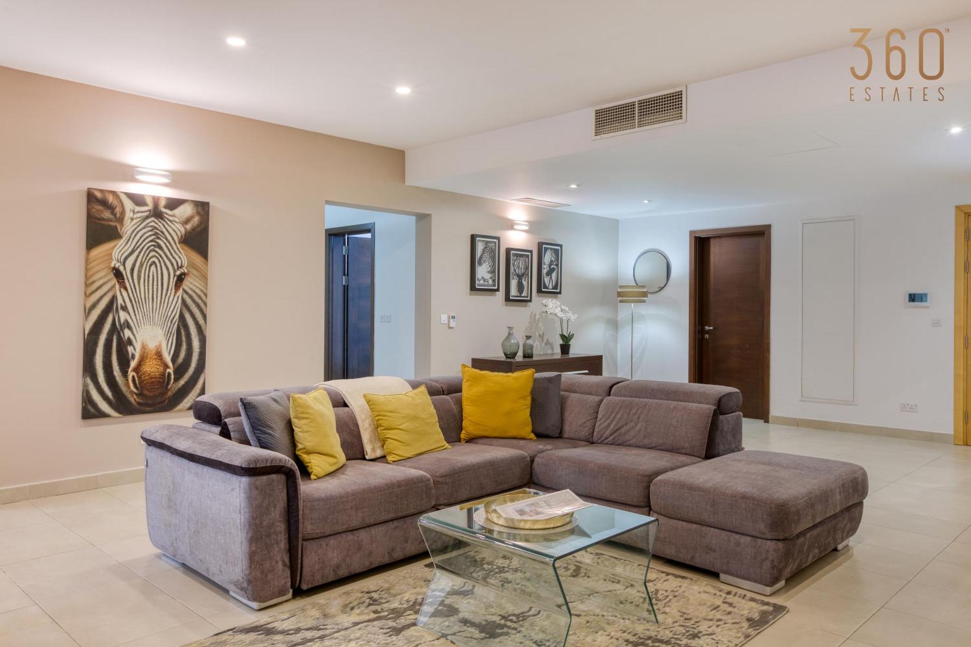 Designer, Luxurious 3Br Home In Pender Gardens By 360 Estates Saint Julian's Dış mekan fotoğraf